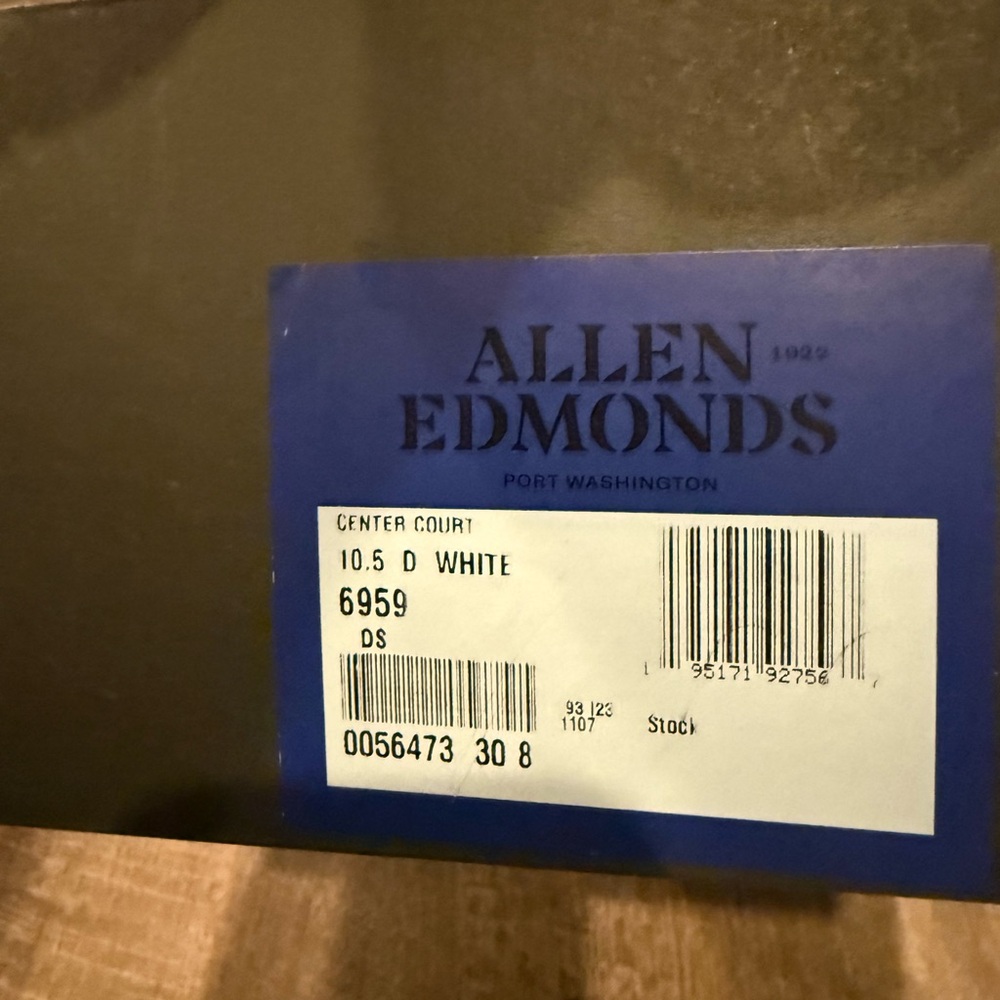 BRAND NEW UNWORN Allen Edmonds White Courtside Leather Sneaker w/Black & Brown - Picture 4 of 6